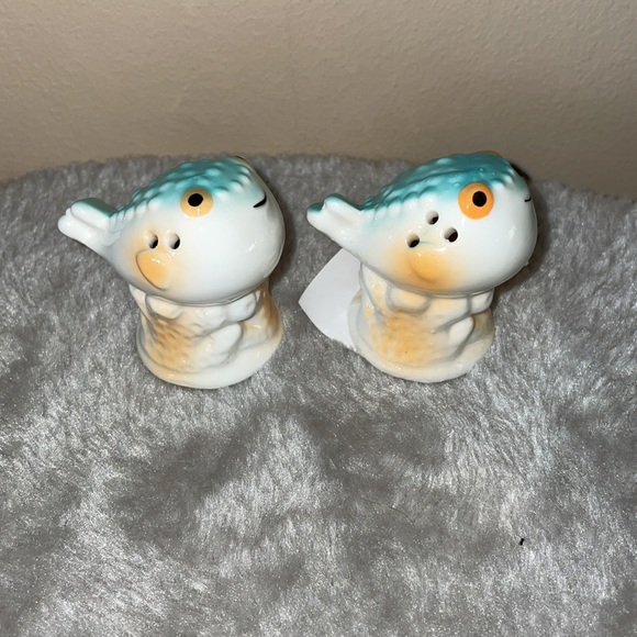 Mini blow fish salt & pepper shaker set new - Picture 2 of 4